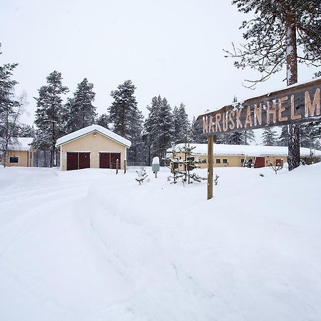 Hotel Naruskan Helmi Exteriér fotografie